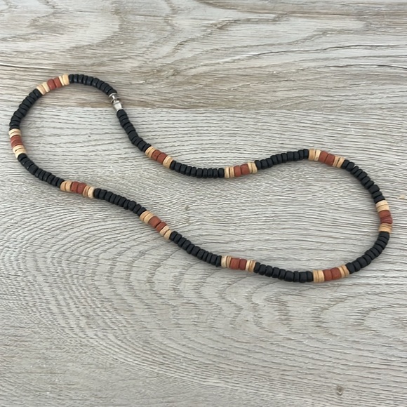 Wooden Bead Necklace - Picture 3 of 4